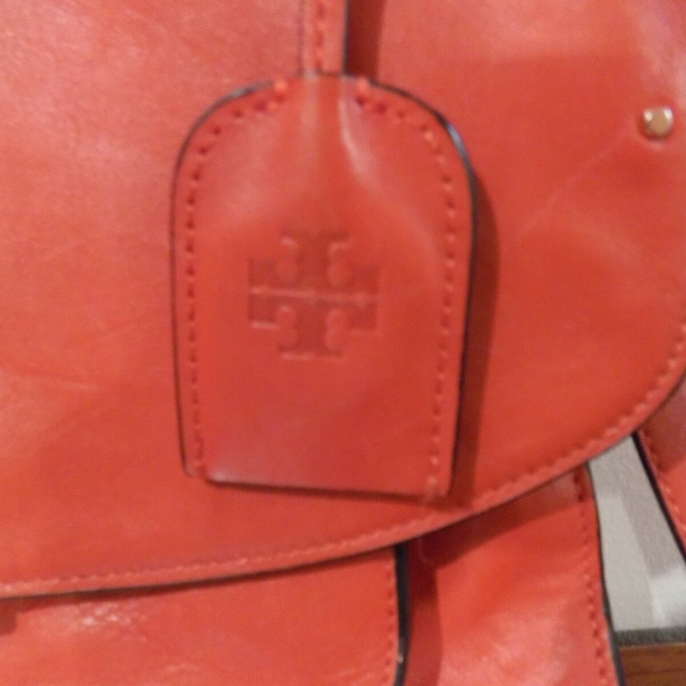 TORY BURCH Vintage Tangerine Orange Leather Purse - Picture 8 of 8